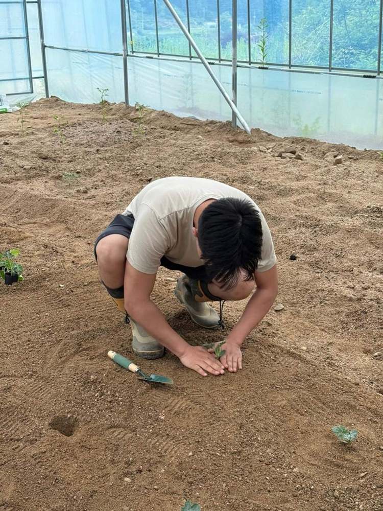 KHAN AG smart farm