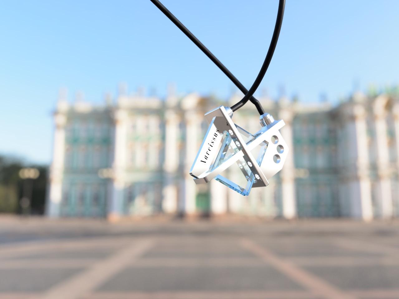 Ecrivan and Narcissus jewelry